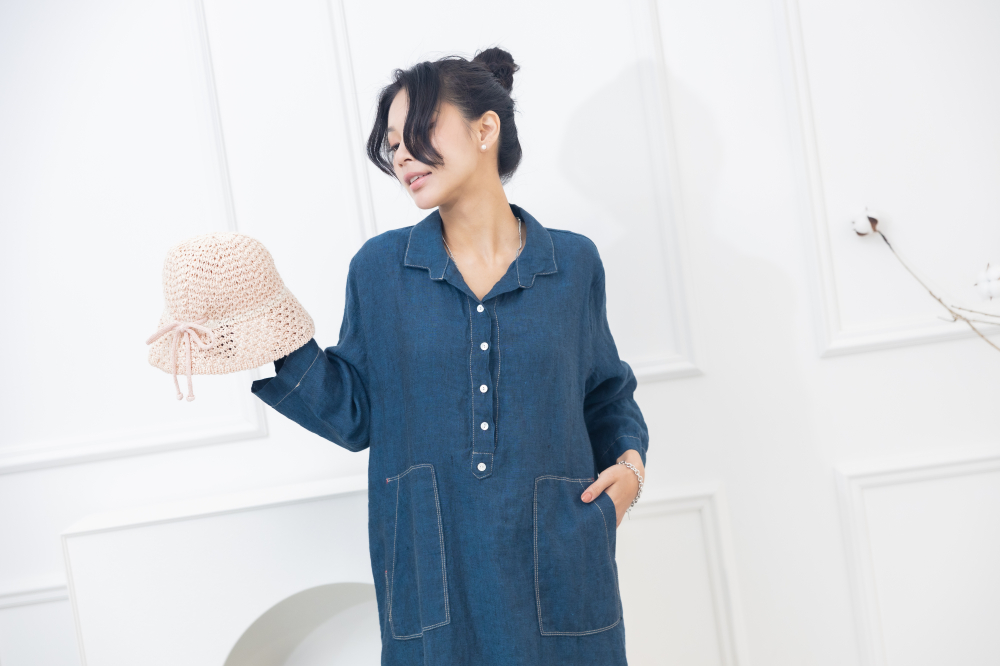 원피스 襯衫領大口袋棉麻洋裝 / 深藍色