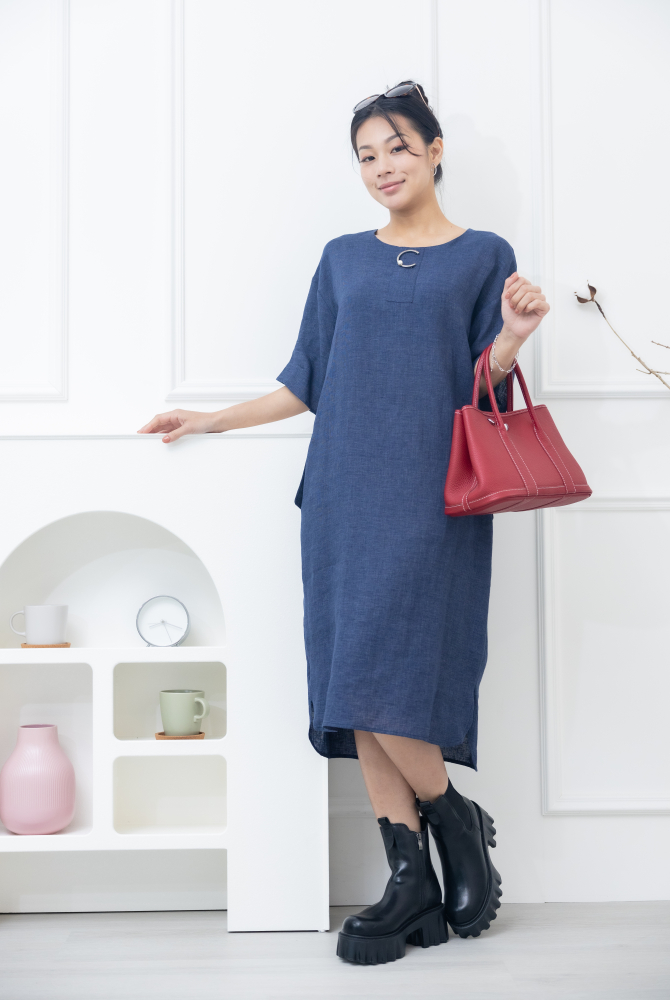 원피스 C字鐵+珍珠口袋麻洋裝 / 深藍色
