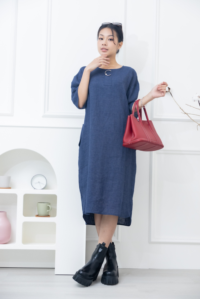 원피스 C字鐵+珍珠口袋麻洋裝 / 深藍色