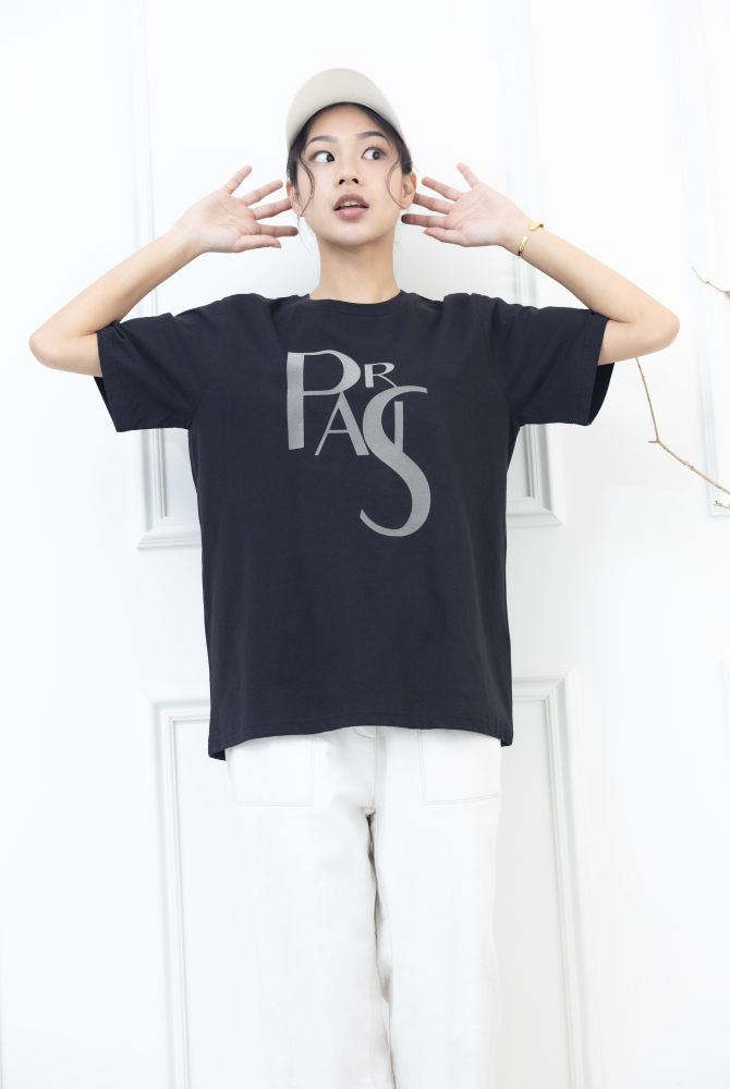 반팔 paris淺灰色英字彈性上衣 / 深灰色