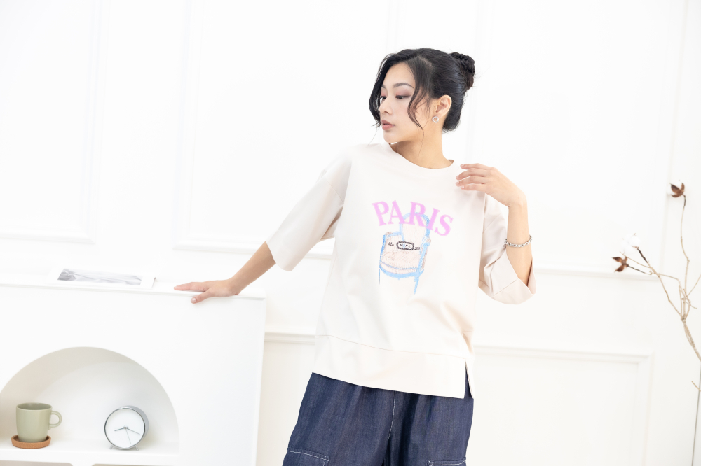 반팔 粉字paris貴妃椅短袖上衣／米色