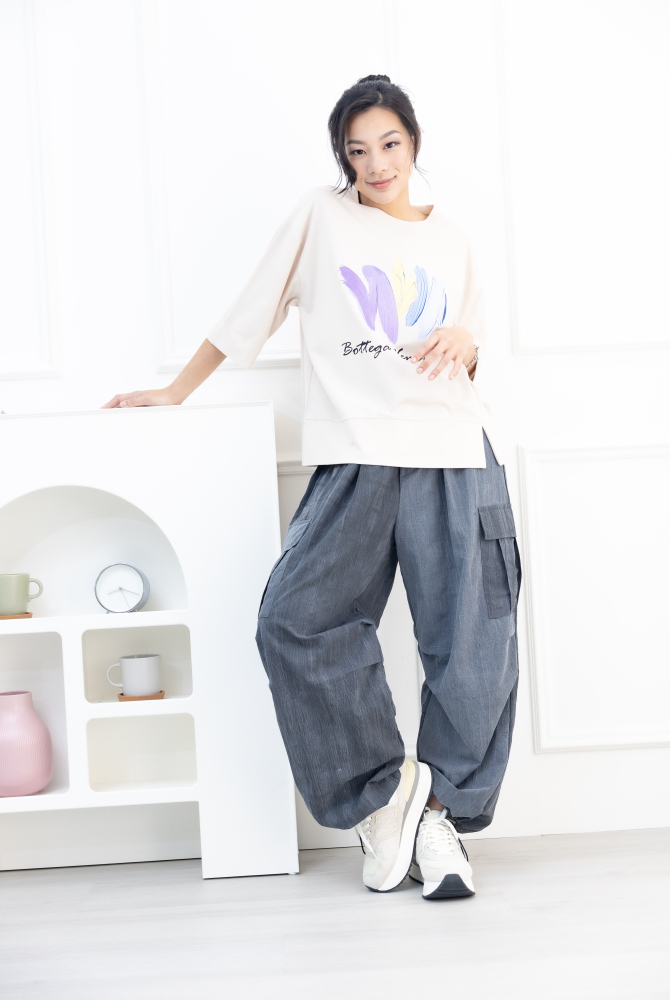 반팔 筆刷畫痕短袖上衣／米色