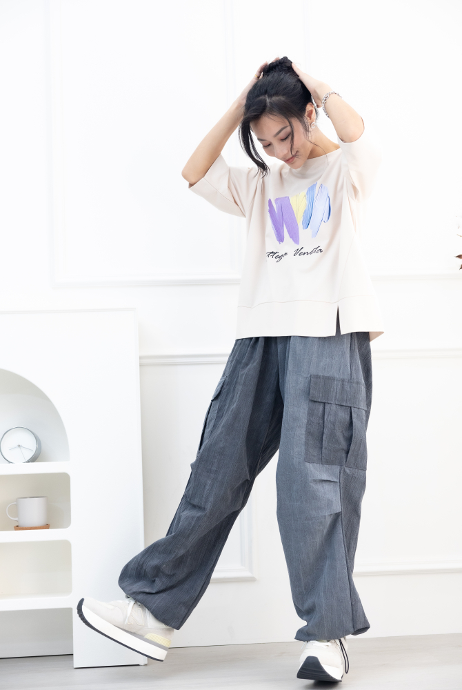 반팔 筆刷畫痕短袖上衣／米色