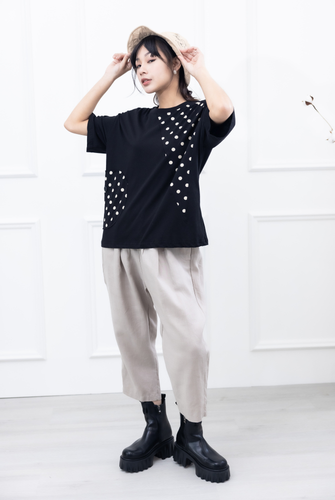반팔 白點口袋短袖上衣 / 黑色