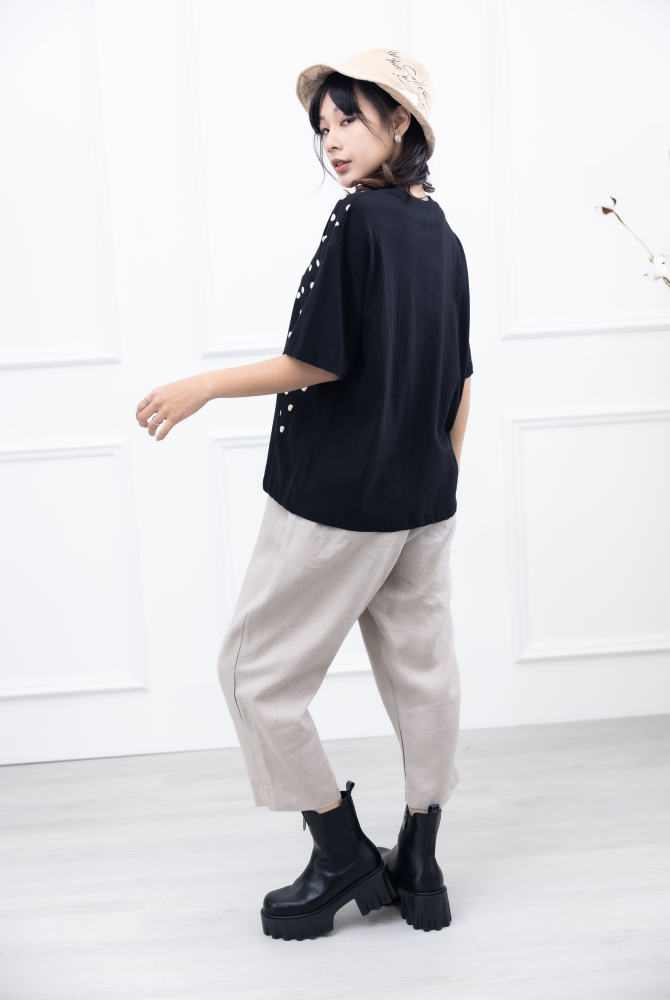 반팔 白點口袋短袖上衣 / 黑色