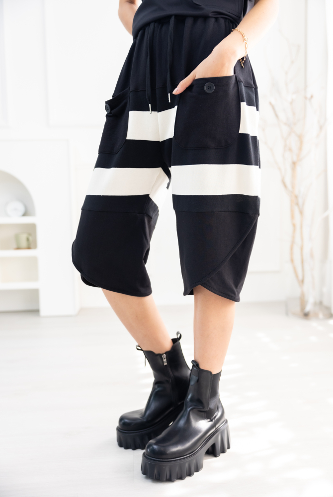 긴 바지 米色橫色塊七分褲 / 黑色