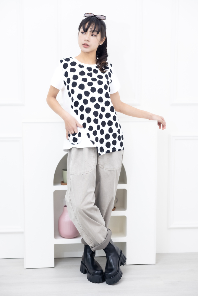 반팔 黑點短袖上衣 / 白色