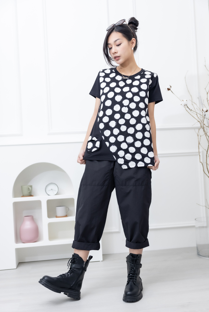 반팔 白點短袖上衣 / 黑色