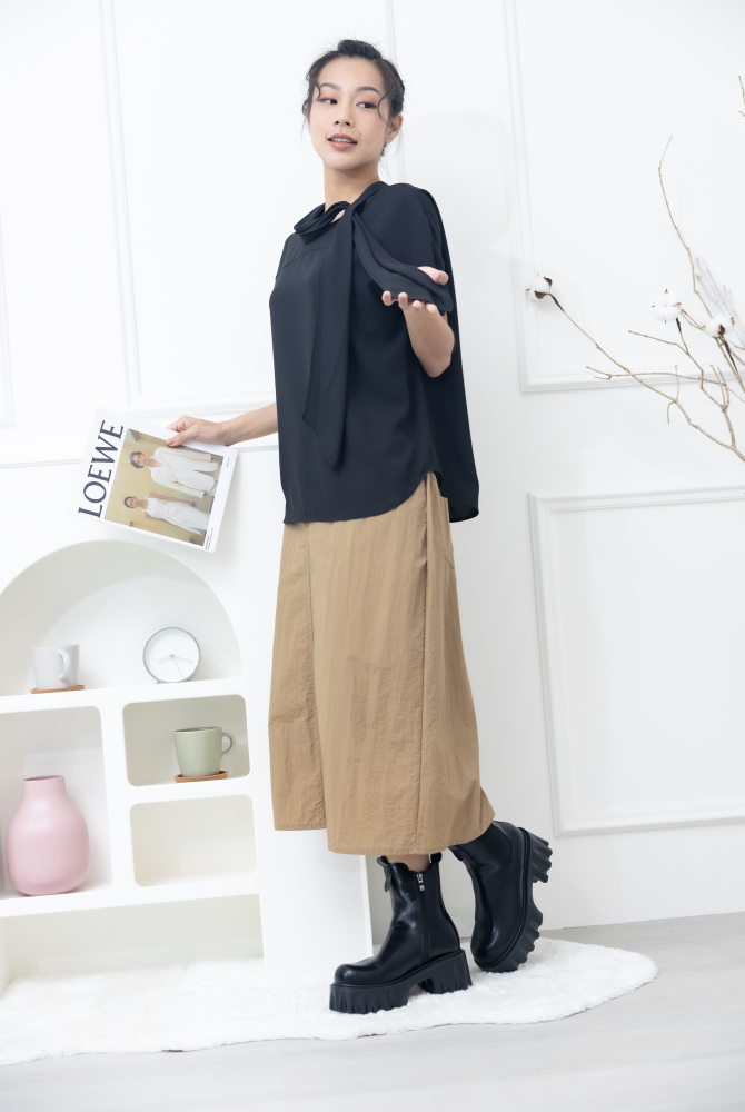 반팔 假長領巾雪紡上衣 / 黑色