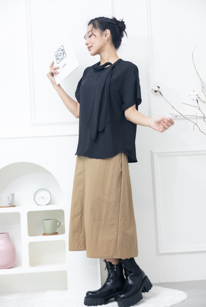 반팔 假長領巾雪紡上衣 / 黑色