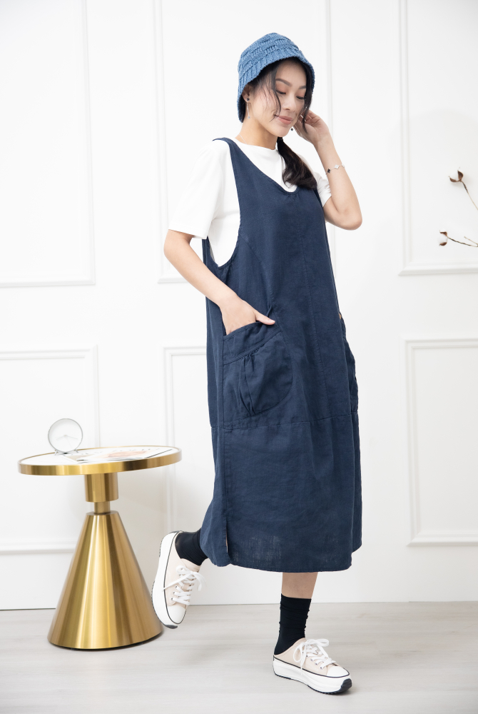 원피스 抓皺口袋背心洋裝 / 深藍色
