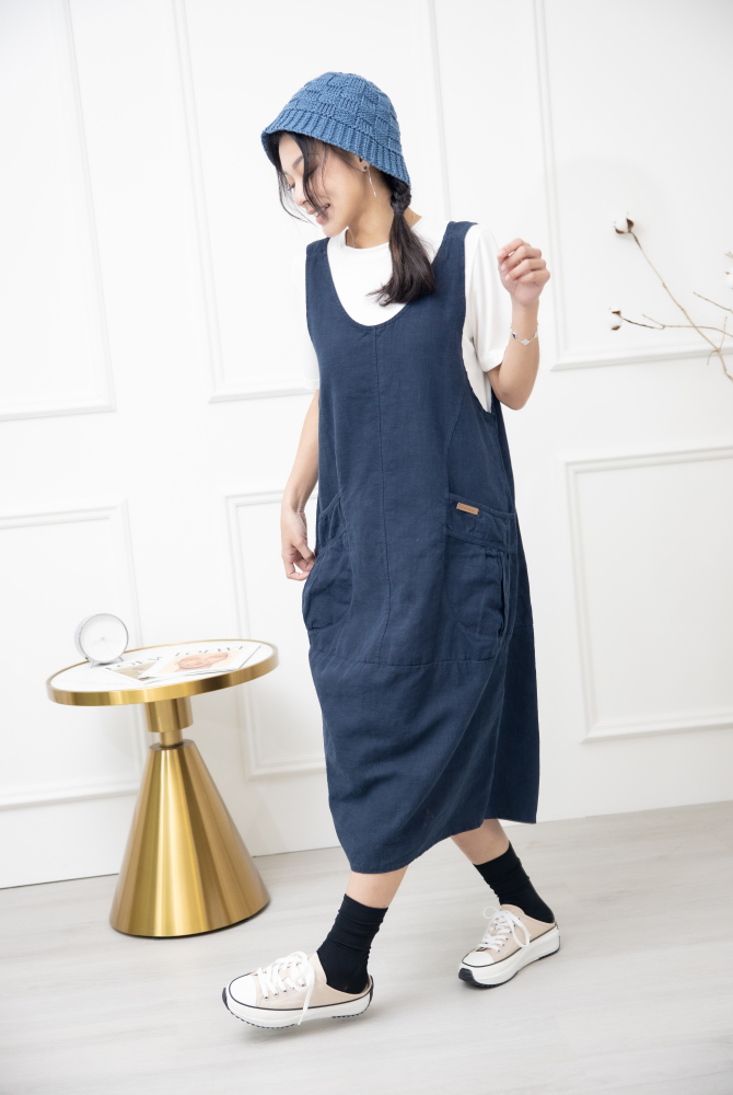 원피스 抓皺口袋背心洋裝 / 深藍色