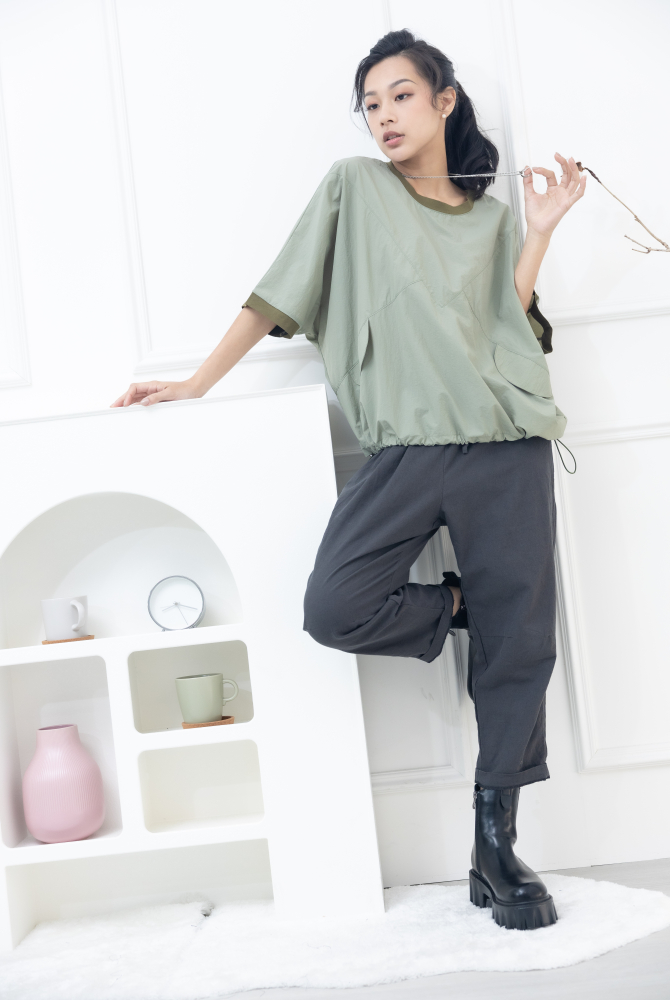 긴 바지 寬鬆緊帶抽繩長褲 /黑灰色