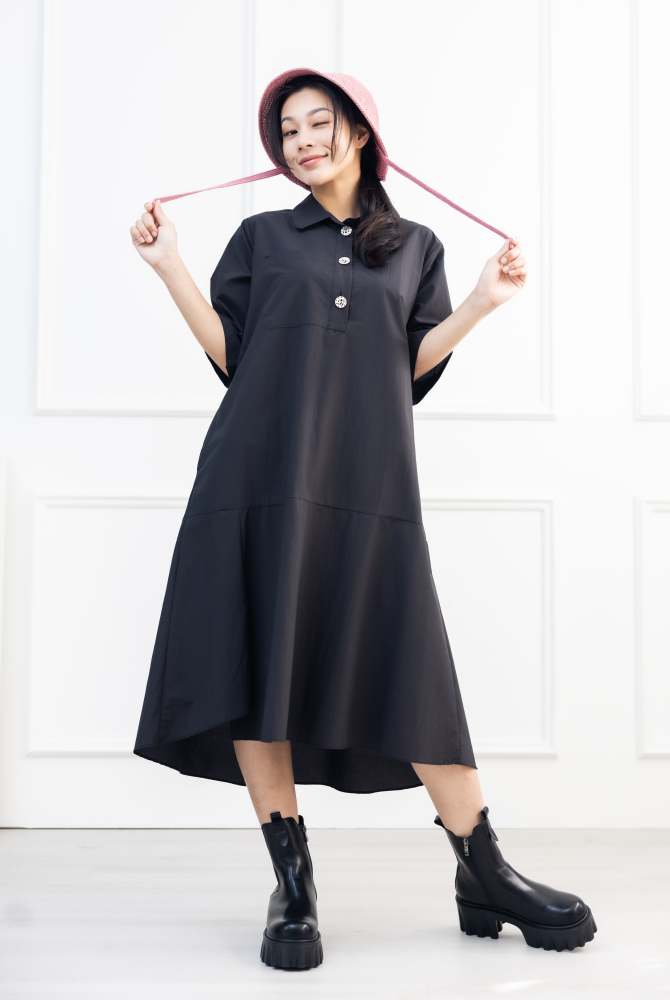 원피스 單邊下擺壓褶開叉短袖洋裝 / 黑色