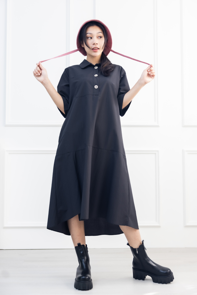 원피스 單邊下擺壓褶開叉短袖洋裝 / 黑色