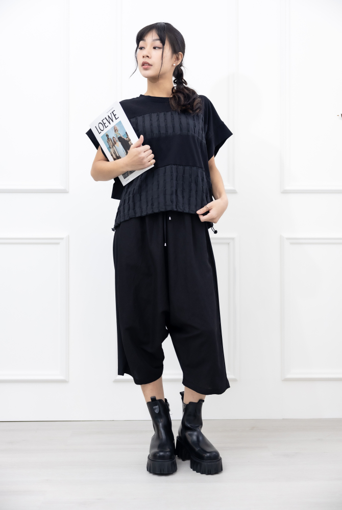 긴 바지 異材質拼接七分寬褲 / 黑色