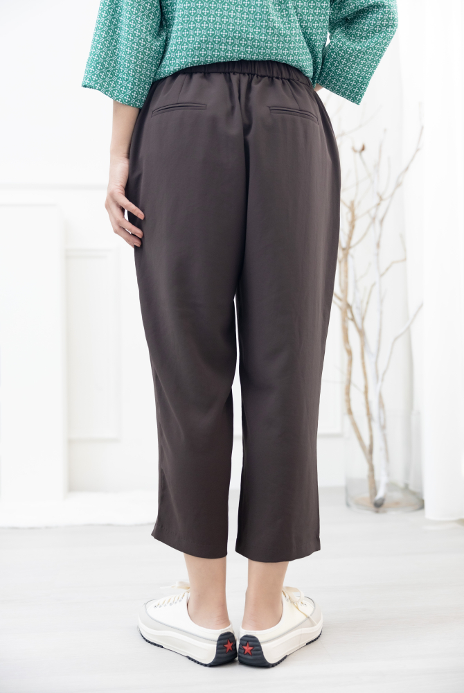 긴 바지 前平後彈性褲頭寬管雪紡褲 / 咖啡色