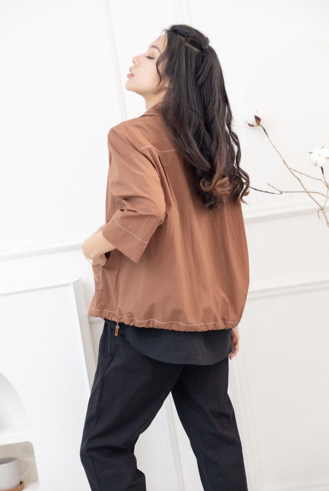 긴팔 코트 金屬感鈕扣7分袖襯衫領外套 / 土色