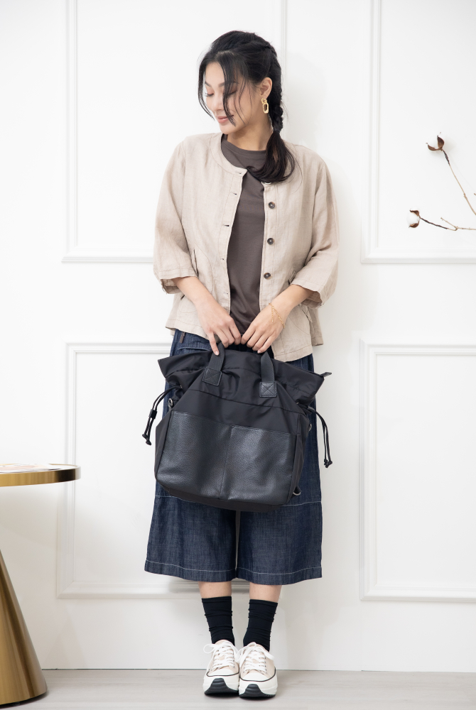 긴팔 圓領開襟七分袖上衣 / 淺卡其色