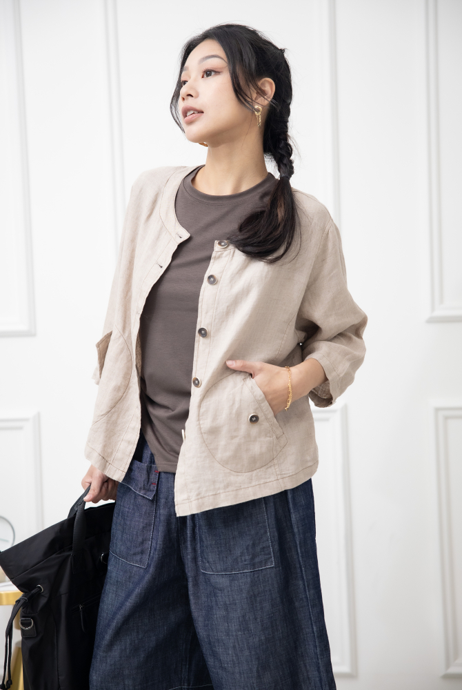 긴팔 圓領開襟七分袖上衣 / 淺卡其色