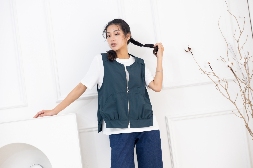 조끼 造型下擺背心 / 藍綠色