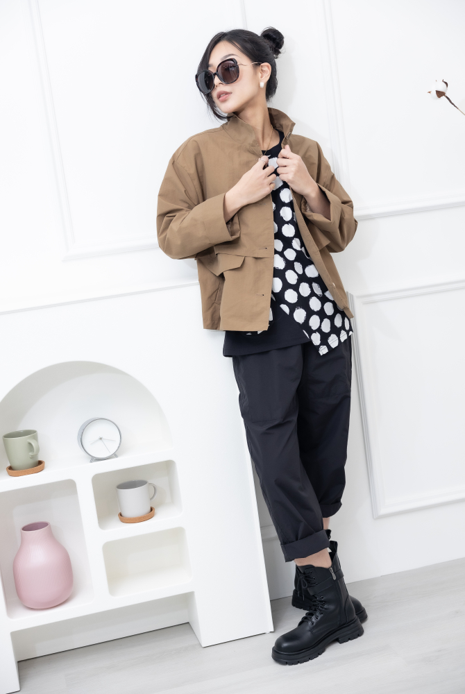 긴 바지 大口袋繭型寬鬆長褲 / 黑色