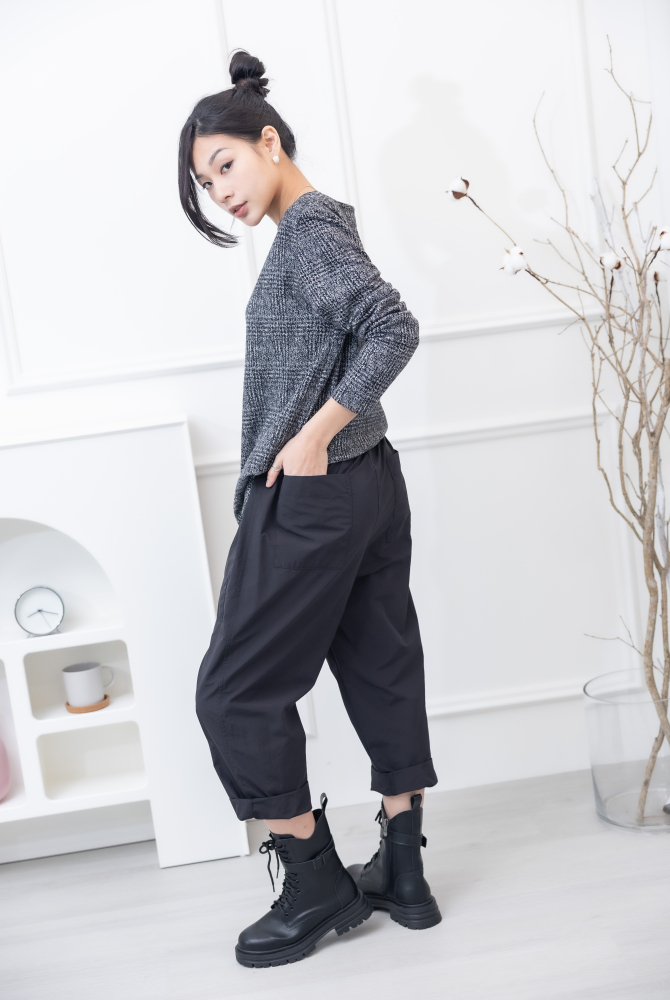 긴 바지 大口袋繭型寬鬆長褲 / 黑色