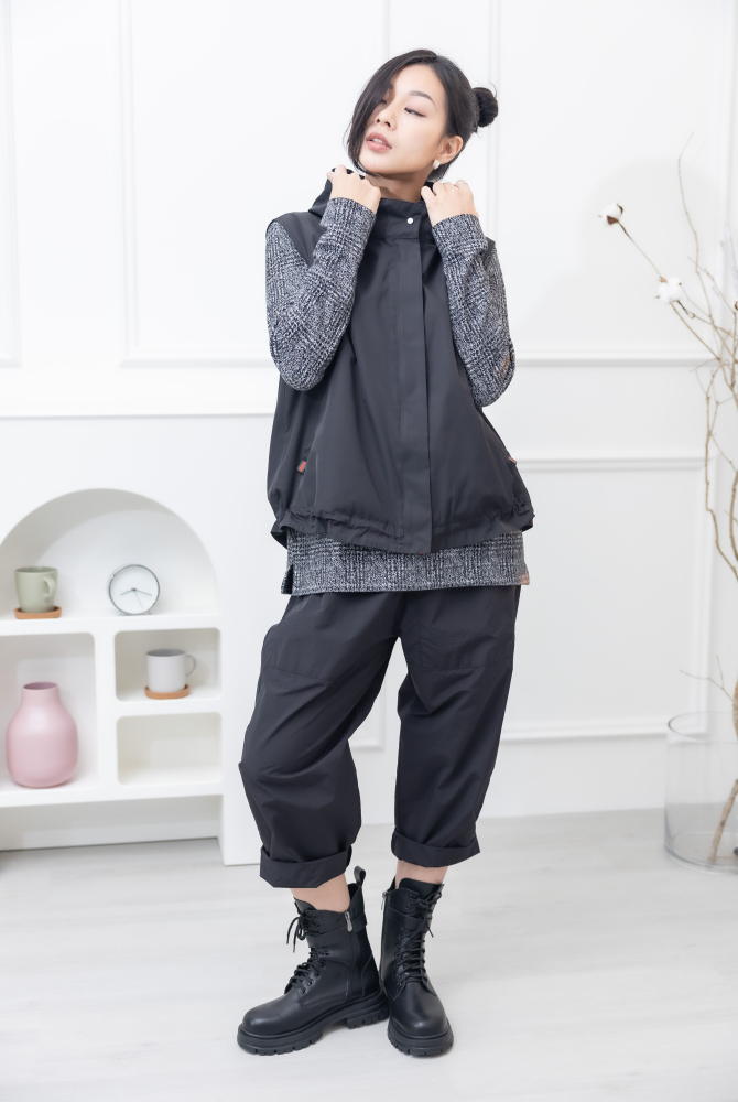 긴 바지 大口袋繭型寬鬆長褲 / 黑色