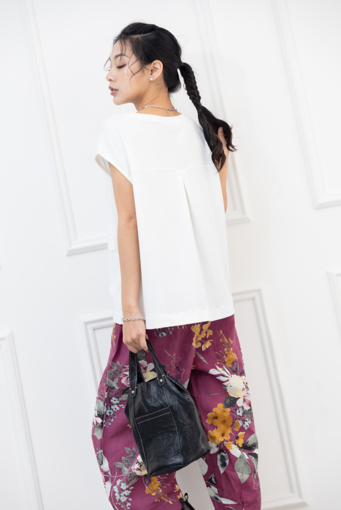 조끼 下擺彈性帶無袖上衣／白色