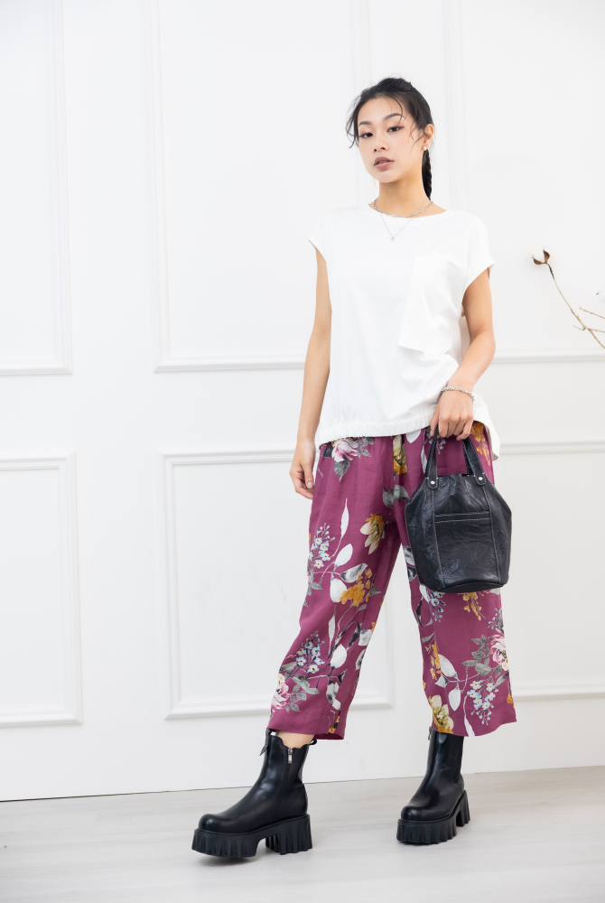 조끼 下擺彈性帶無袖上衣／白色