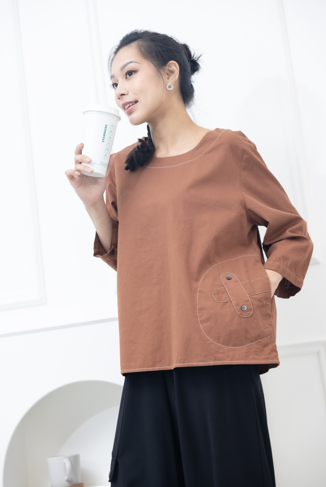 긴팔 腰間X裝飾上衣 / 卡其色