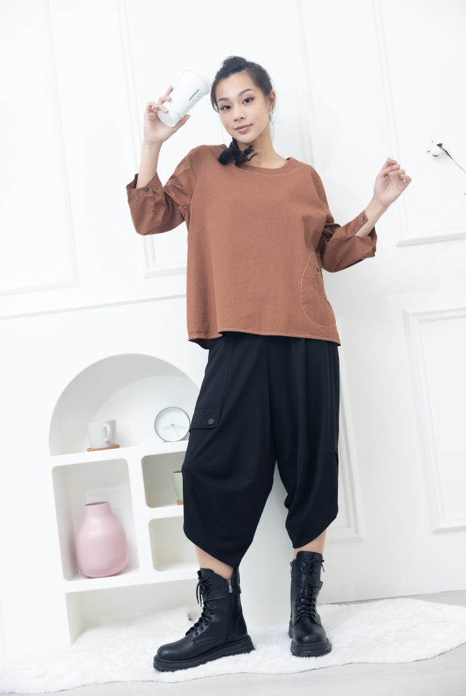 긴팔 腰間X裝飾上衣 / 卡其色