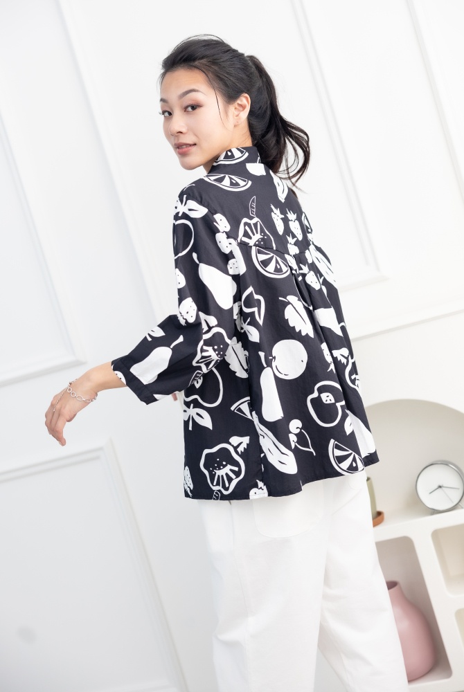 긴팔 手繪水果開襟七分袖襯衫上衣 / 黑色
