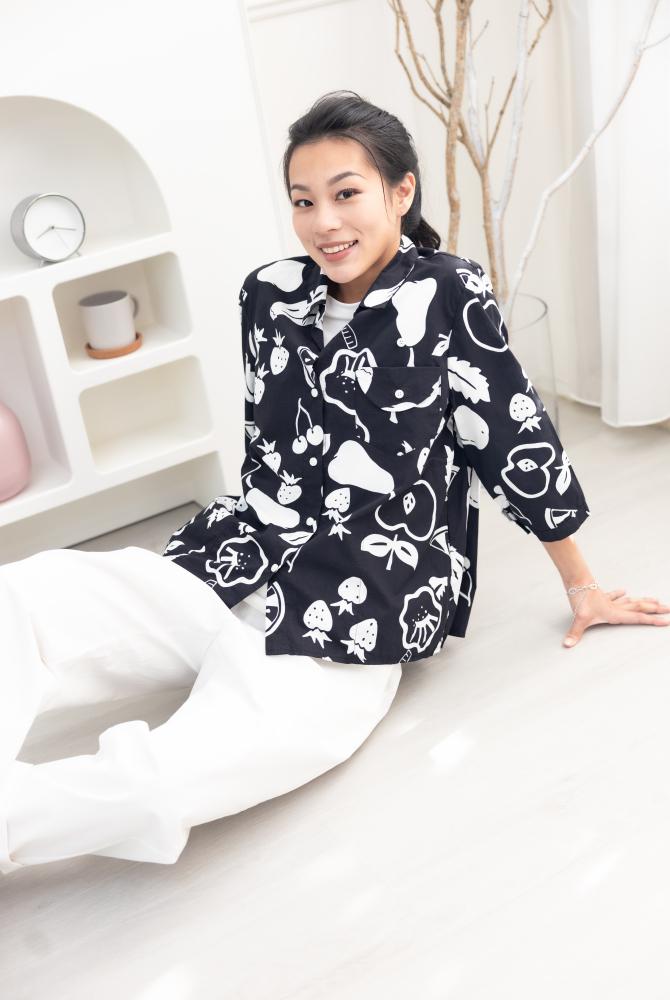 긴팔 手繪水果開襟七分袖襯衫上衣 / 黑色