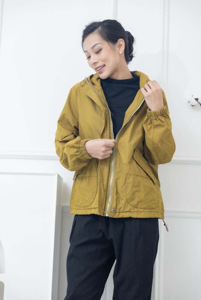 코트 連帽拉繩外套 / 嫩綠色