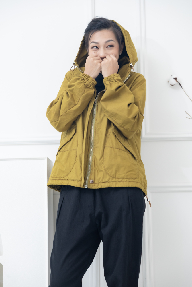 코트 連帽拉繩外套 / 嫩綠色