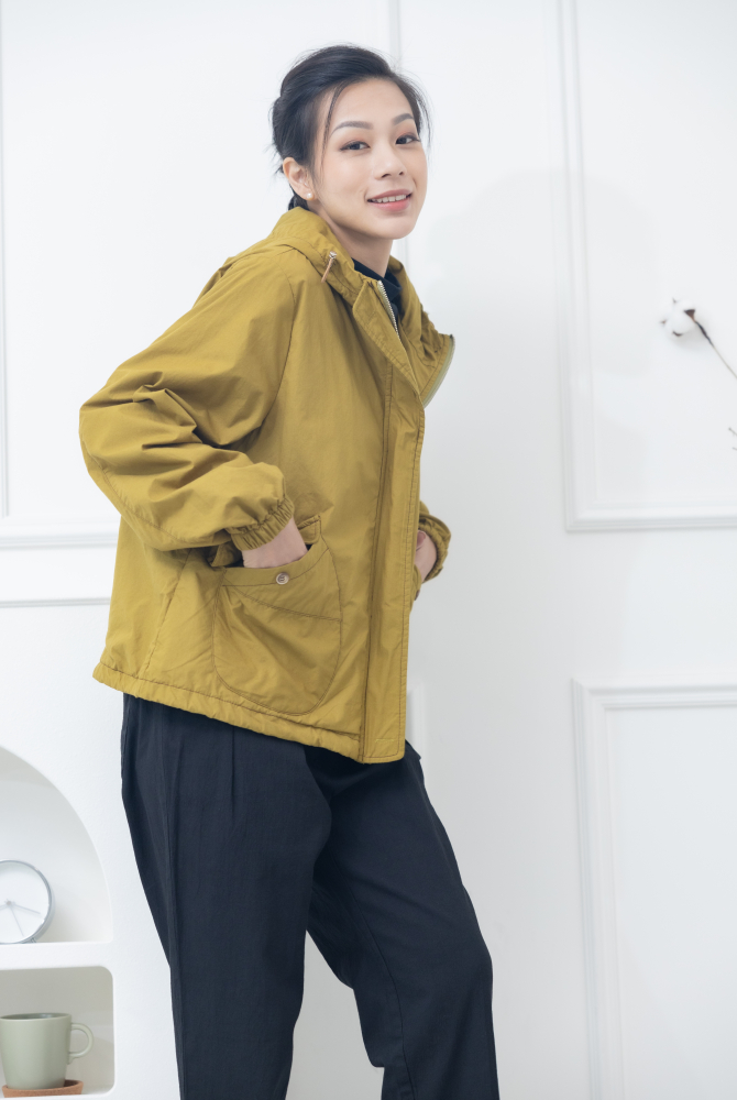 코트 連帽拉繩外套 / 嫩綠色