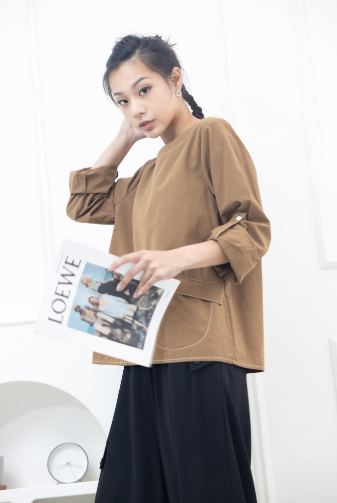 긴팔 兩側U型口袋上衣 / 茶棕色