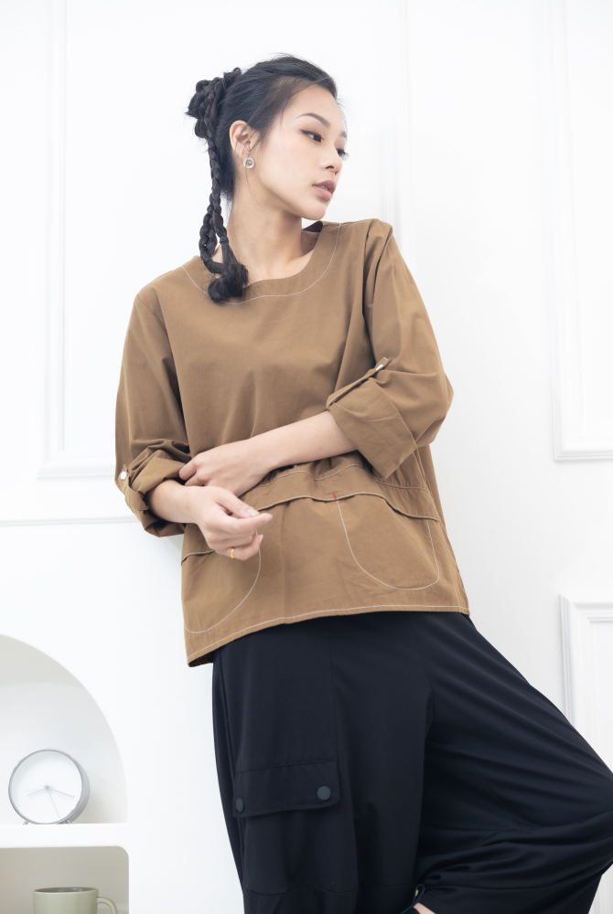 긴팔 兩側U型口袋上衣 / 茶棕色