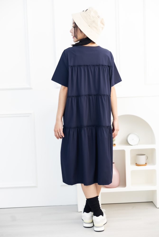원피스 素色異材質絣接短袖洋裝 / 藍色