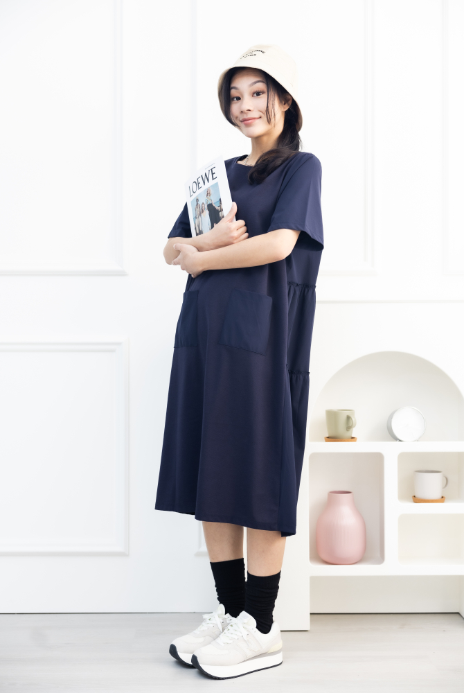 원피스 素色異材質絣接短袖洋裝 / 藍色