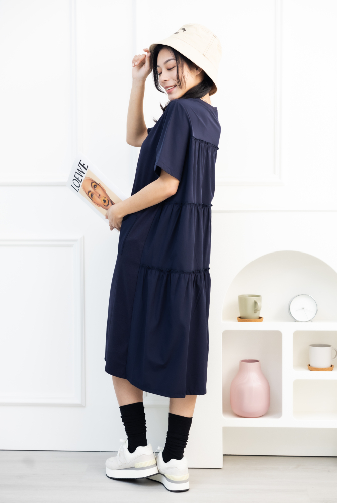 원피스 素色異材質絣接短袖洋裝 / 藍色