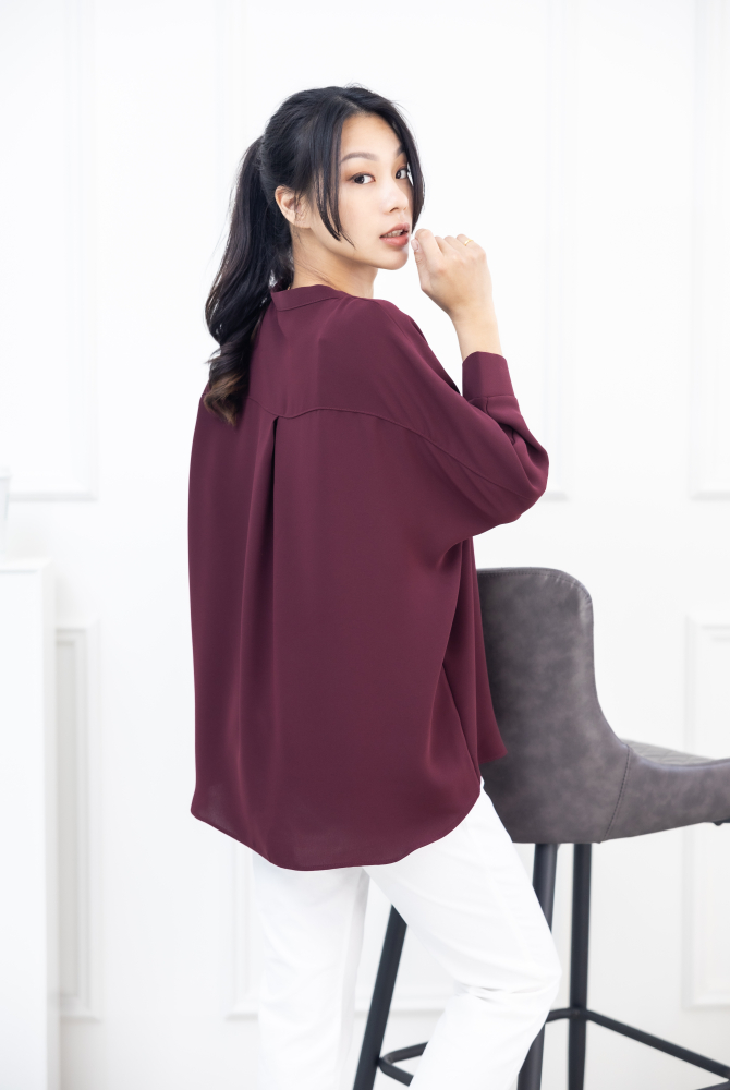 긴팔 格子金屬圖騰 半領微開襟七分袖上衣 / 棗紅色