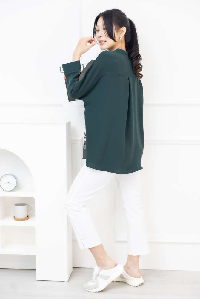 긴팔 格子金屬圖騰 半領微開襟七分袖上衣 / 綠色