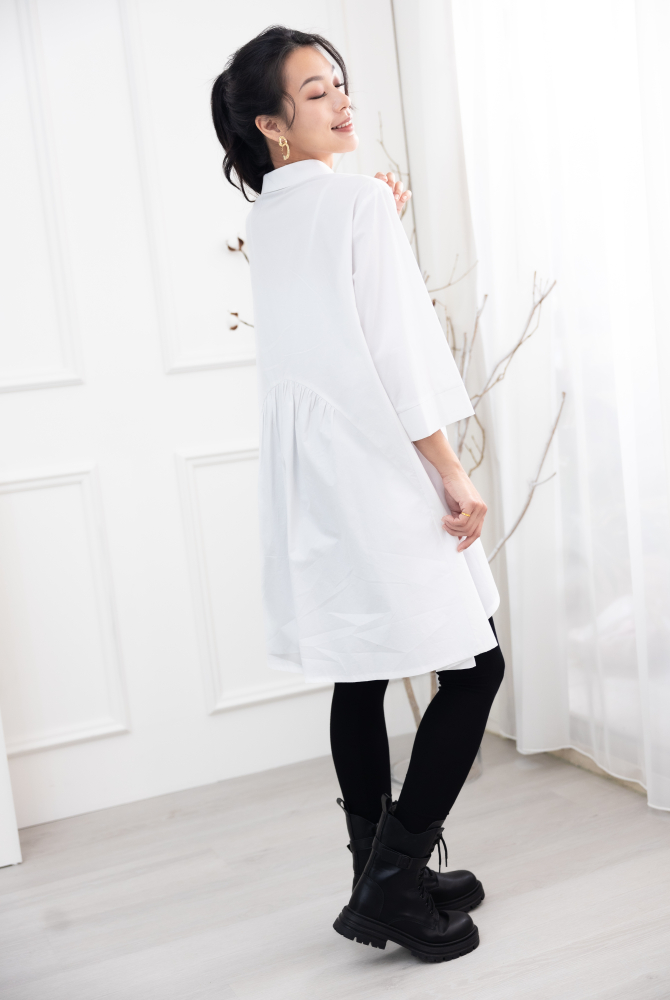 긴팔 斜黑點七分袖上衣 / 白色