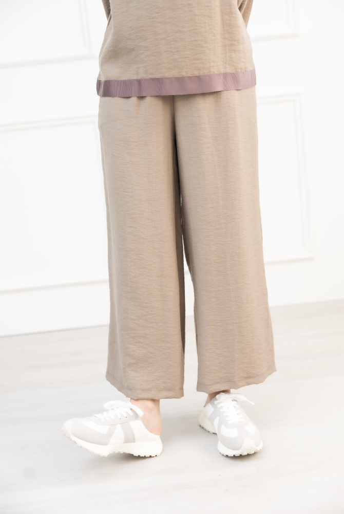 긴 바지 圖騰褲頭寬長褲 / 淺卡其