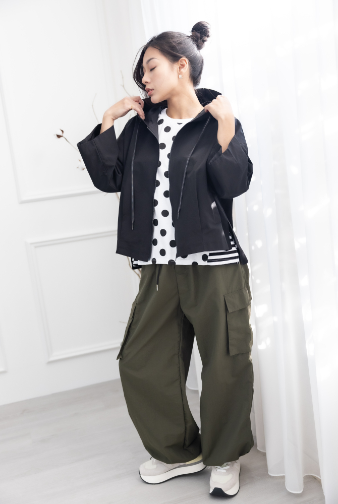 긴팔 코트 箭頭圖織帶七分袖外套 / 黑色