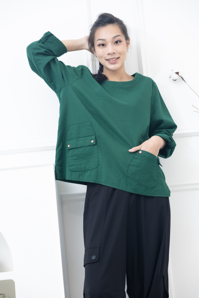긴팔 船型領下擺開叉上衣 / 軍綠色