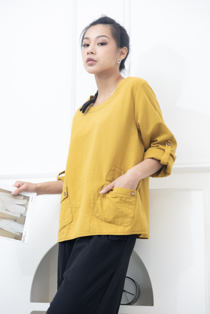 긴팔 船型領下擺開叉上衣 / 芥黃色
