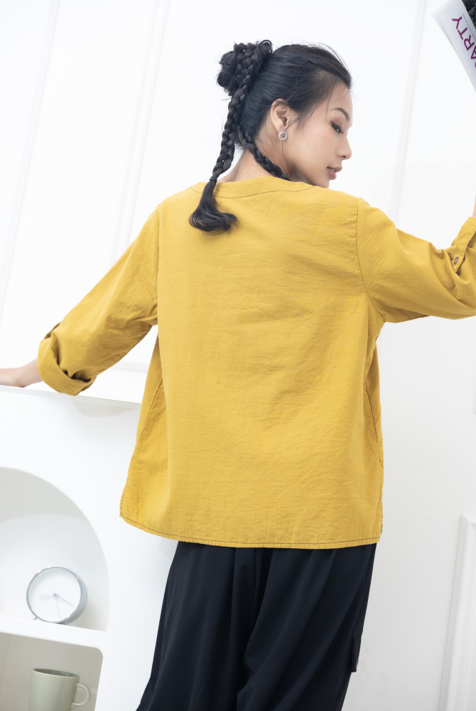 긴팔 船型領下擺開叉上衣 / 芥黃色
